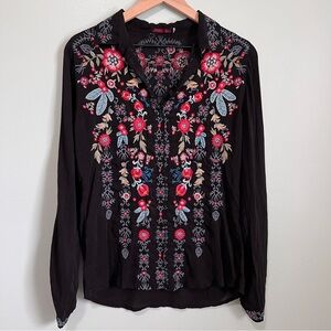 Johnny Was Womens Embroidered Black Button Up Blouse, Size XS, Boho Flowy
